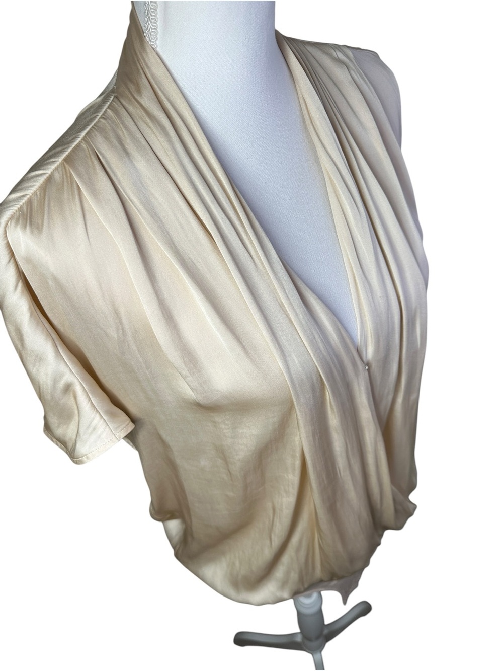 Paige Dijon Bodysuit Champagne Satin Drape Neck Short Sleeve Size Large ECRU - Picture 9 of 14